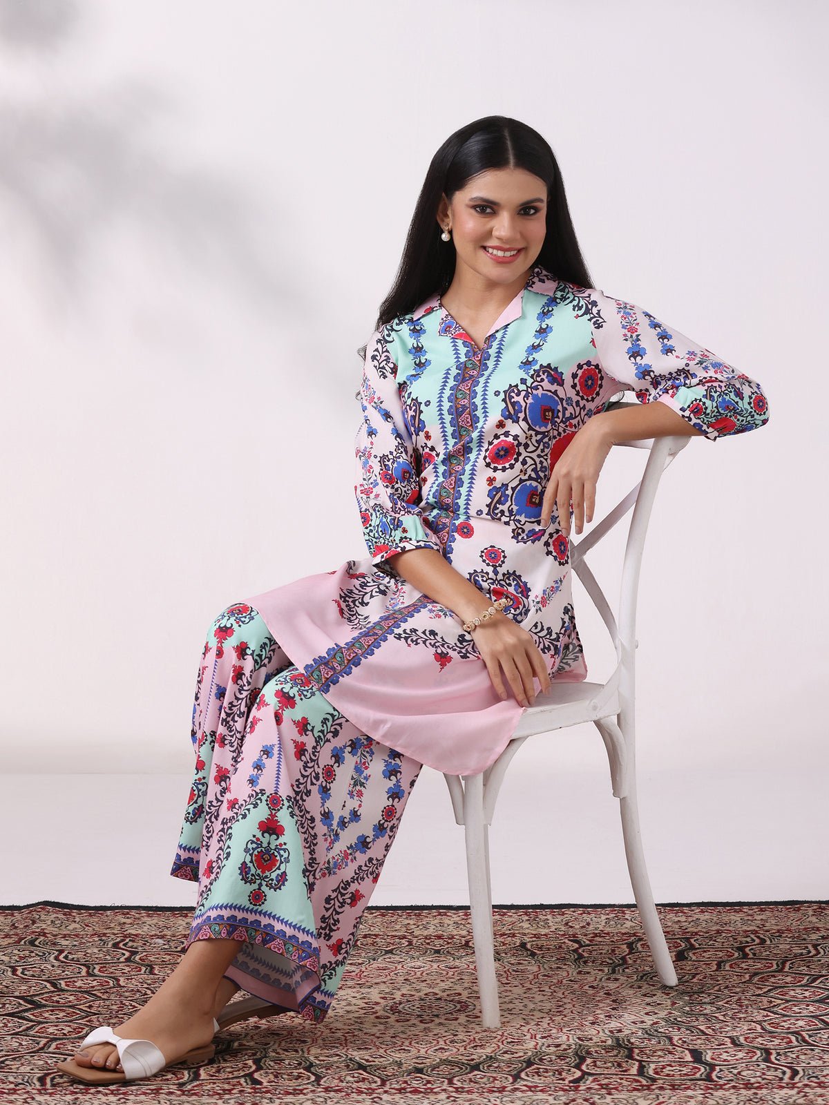 Liva Multicolor Printed Kurta With Wide Leg Pant