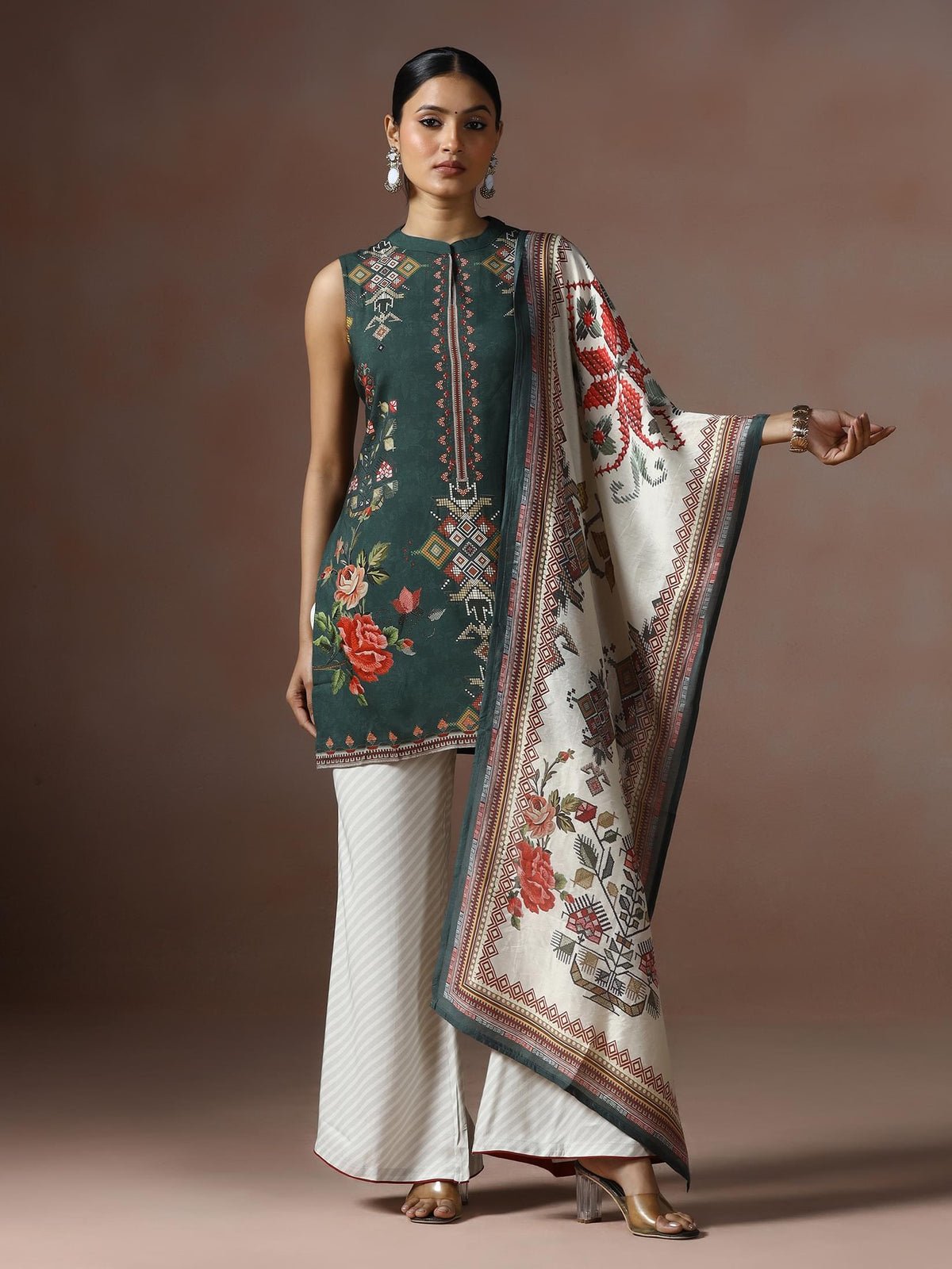 Liva Green Geometric Print Kurta Bell Bottom Dupatta