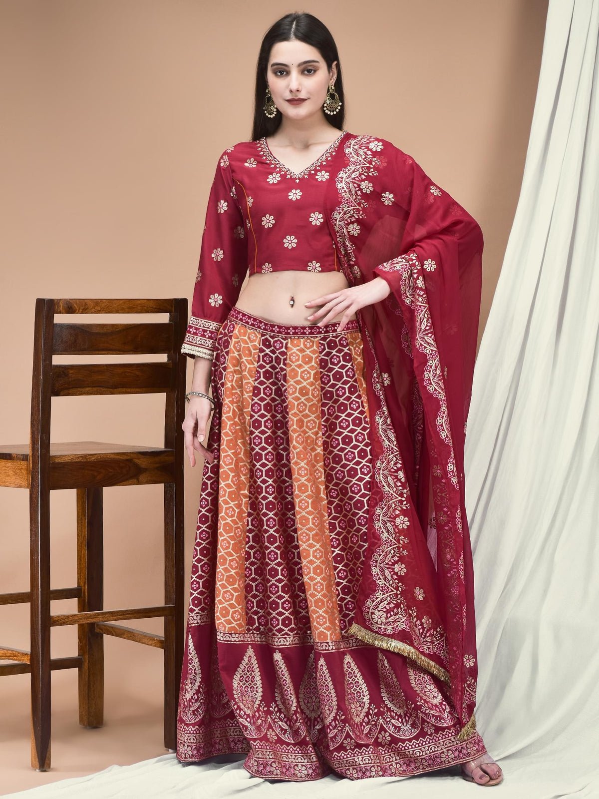 Samaira Fuchsia embroidered Blouse Skirt Dupatta