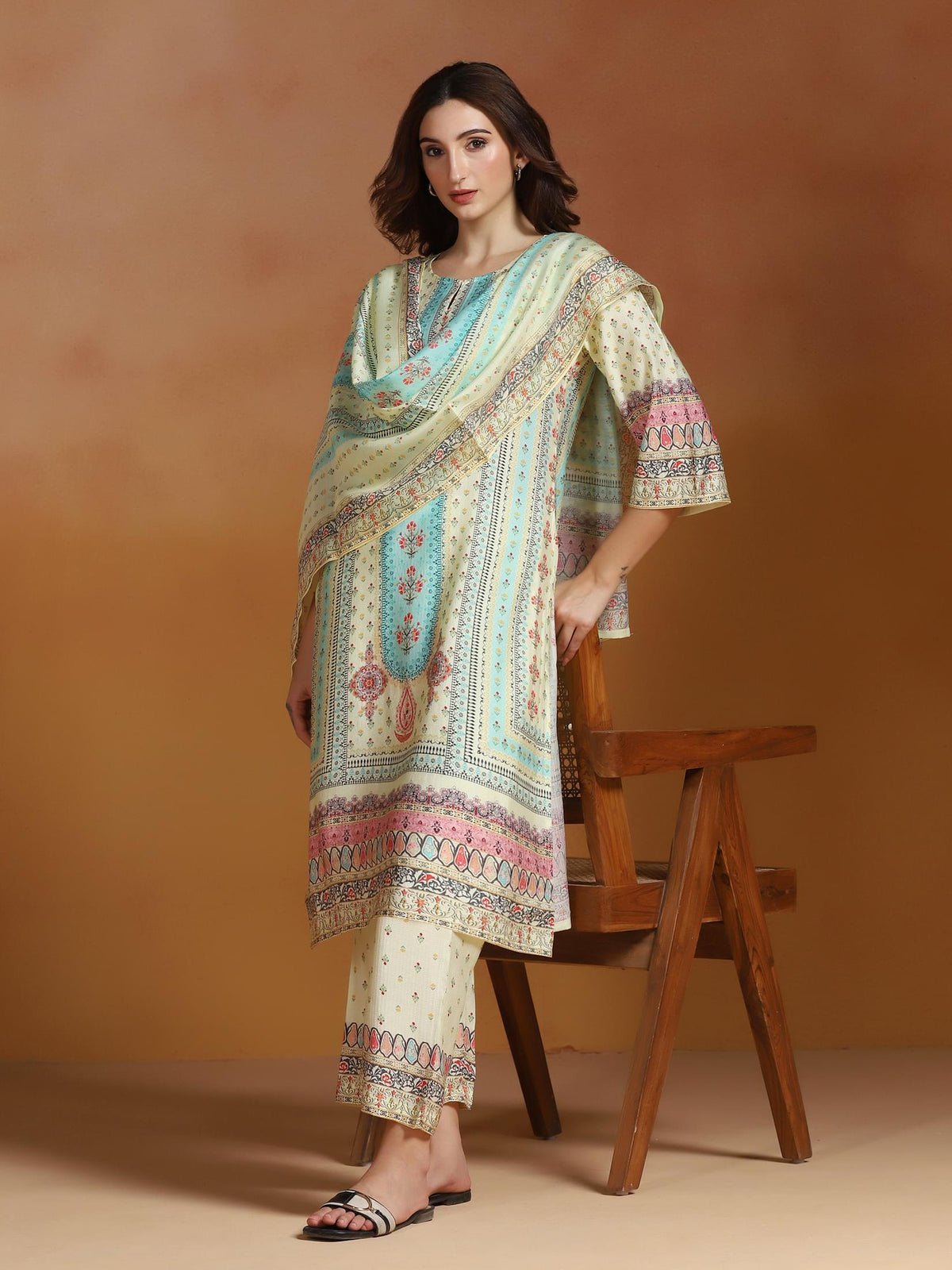 Poly Viscose Beige Floral Print Kurta Comfort Pant Dupatta