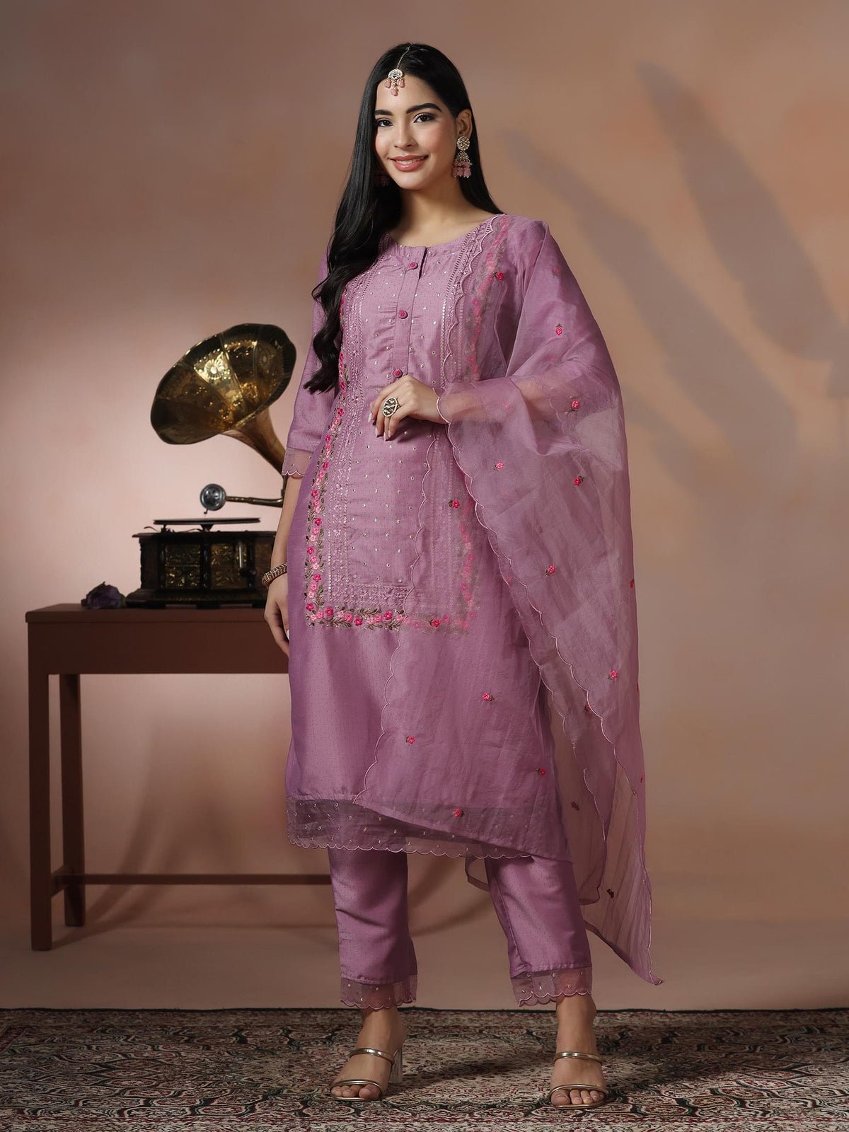 Chinon Lilac Embroidered Kurta Comfort Pant Dupatta