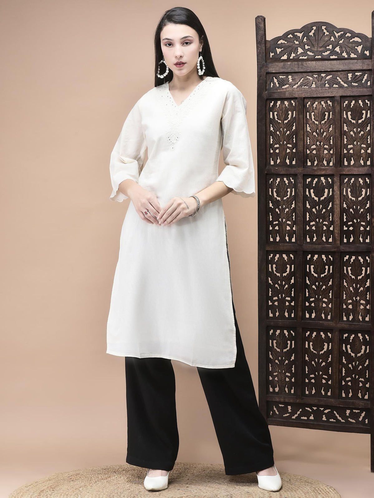 Cotton Off White Embroidered Kurta